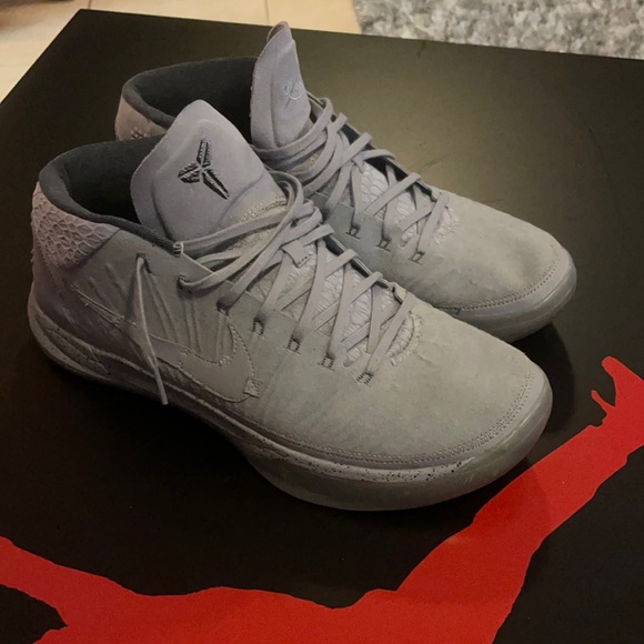 Nike Other - Mens Kobe’s